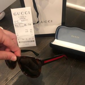 Gucci Mens Sunglasses (excellent condition)